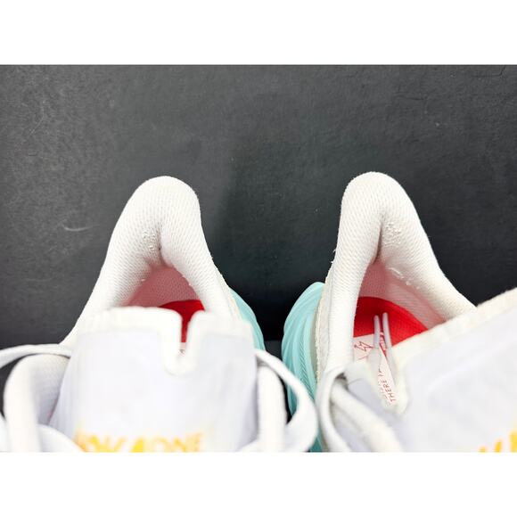 Hoka Women 10 Comfy footwear - Picture 5 of 11